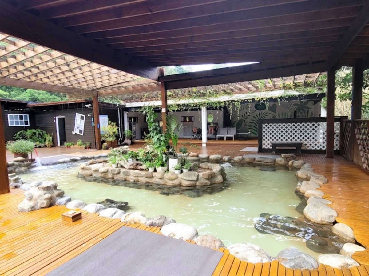 苗栗寵物友善民宿-湖畔花時間溫泉會館 - 第2張圖